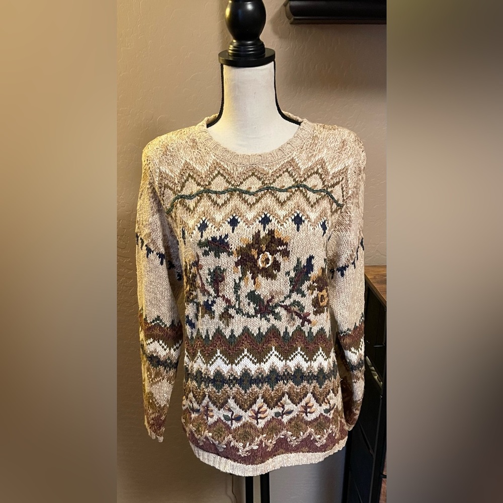 Beautiful Lise J Vintage Sweater